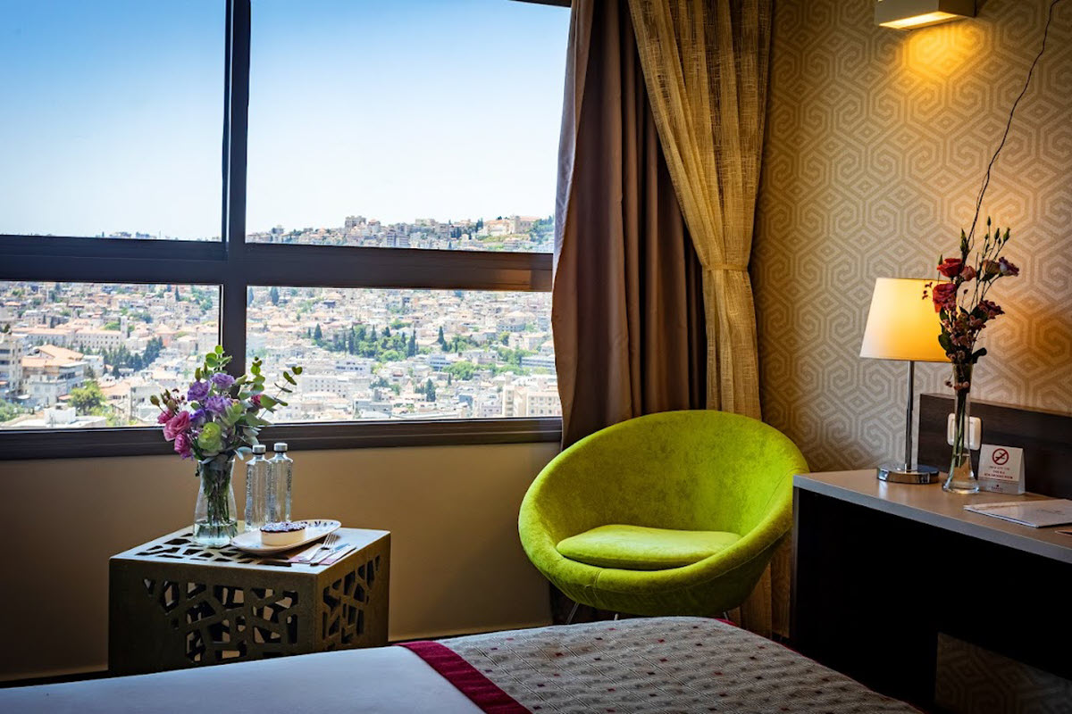Hotel Ramada Nazareth - Classic Room Old City view